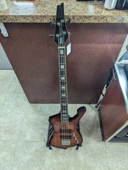 IBANEZ M:ICB200-BS ICEMAN BASS