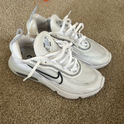Nike Sneakers 