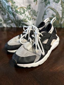 Size 12C, Nike Air Huarache Sneakers Black and White