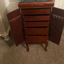 Jewelry Chest