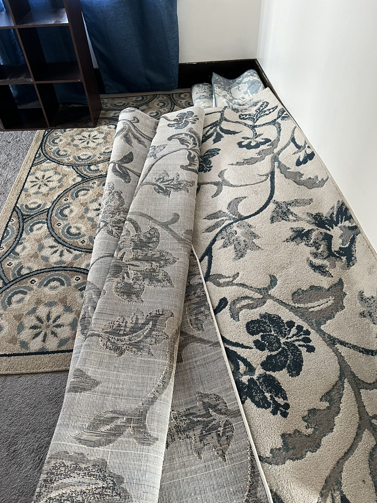 4 Area Rugs - Different Sizes