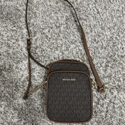 Authentic Michael Kors Jet Set Travel Brown Crossbody Bag