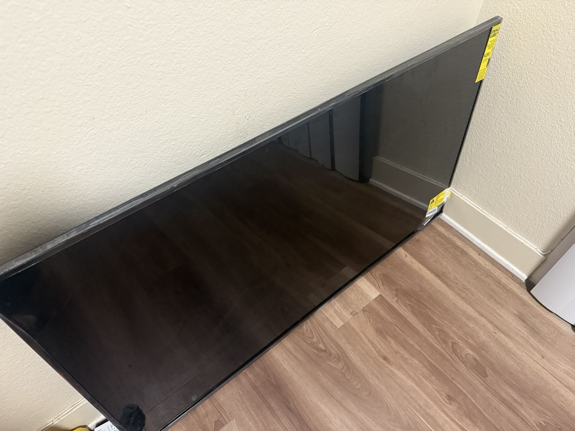 Element 4K UHD HDR Xumo Smart TV 50 inch