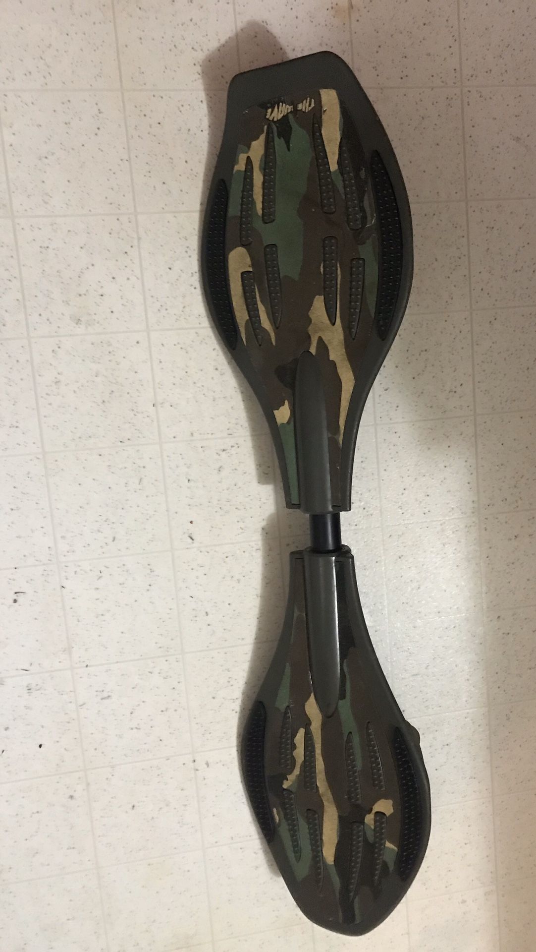 Street surfing caster board the wave camouflage! The original (Rip stick)!!