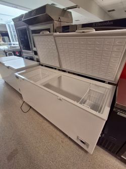 NSF 20cu ft commercial chest freezer