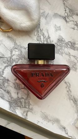 Prada perfume