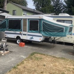 Shasta Viking Lifted Pop Up Trailer