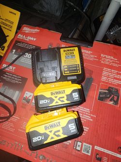 Firm Price🛑 Dewalt 20v Xr 5.0 Batt&Charger Included. New open box. Precio Firme 🛑