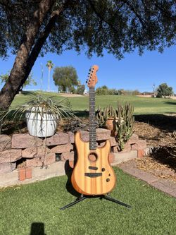 Fender USA Acoustasonic Stratocaster