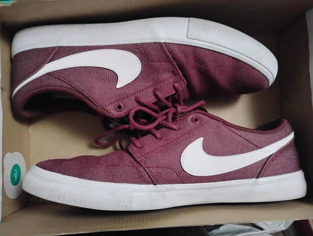 Nike SB Portmore