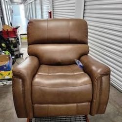 Free Delivery Barcalounger Presley Leather Power Rocker Recliner with Power Headrest