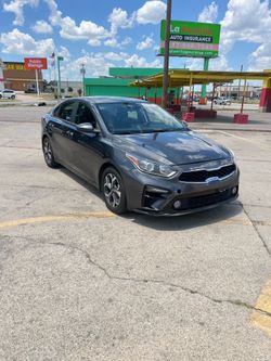 Kia forte Nissan Sentra jeep ford