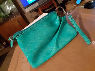 CLUTCH WITH WRISTLET STRAP