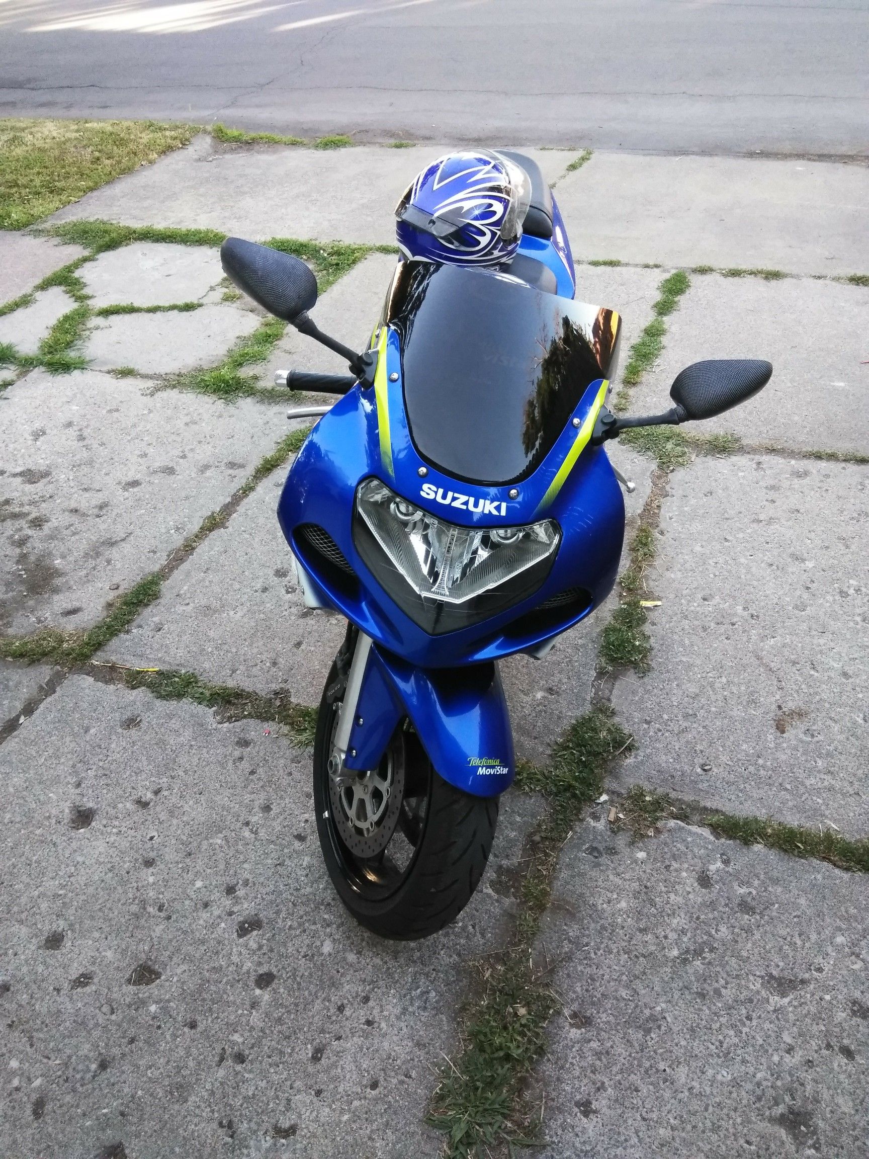 01 Suzuki Jigster 600