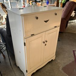 Vintage Wooden Cabinet