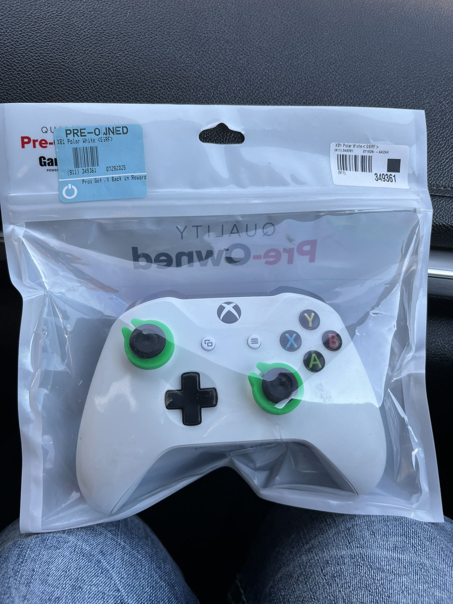 White Xbox 2nd Party Controller