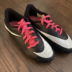 Nike Jr Bravata FG Kids Black/Pink Soccer Cleats Size 1Y 