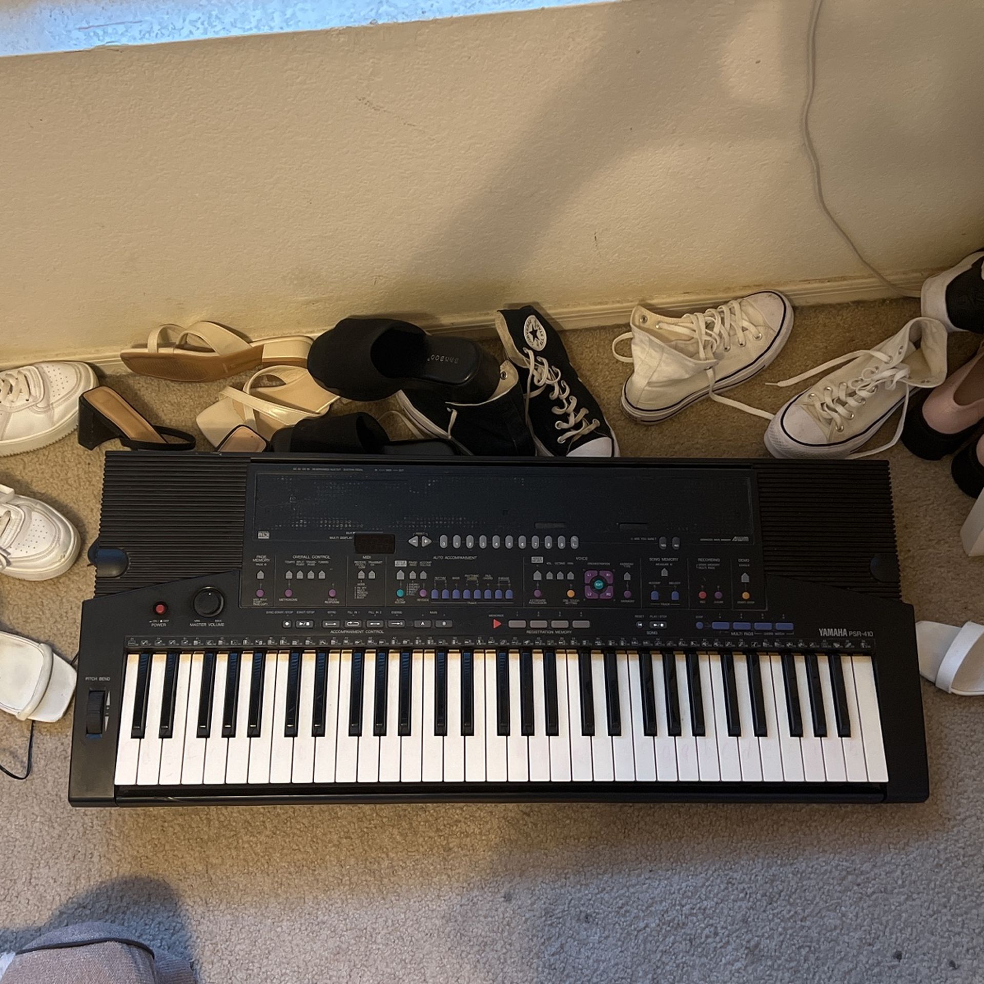Yamaha PSR-410 Keyboard