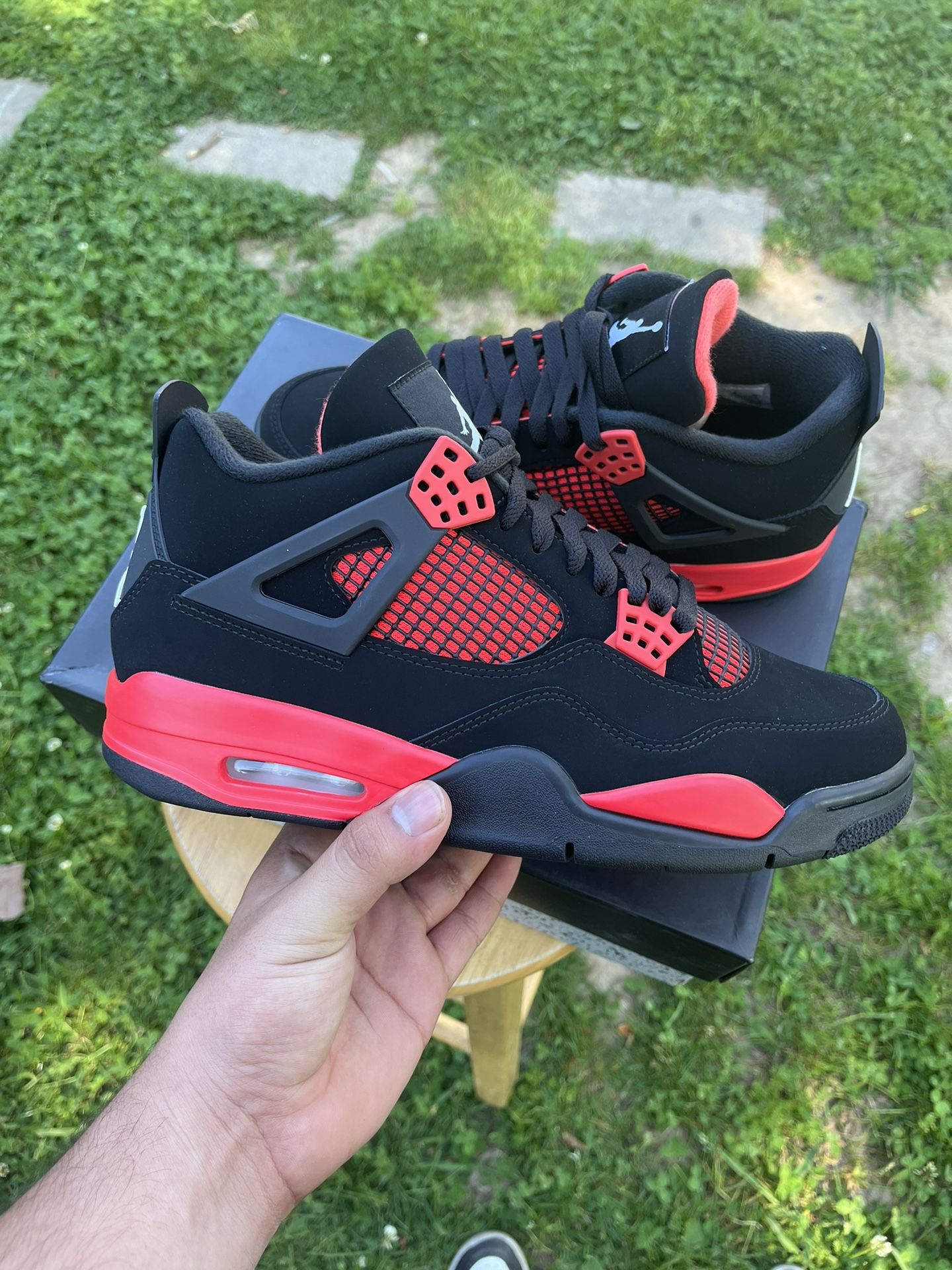 Jordan 4 Red Thunder