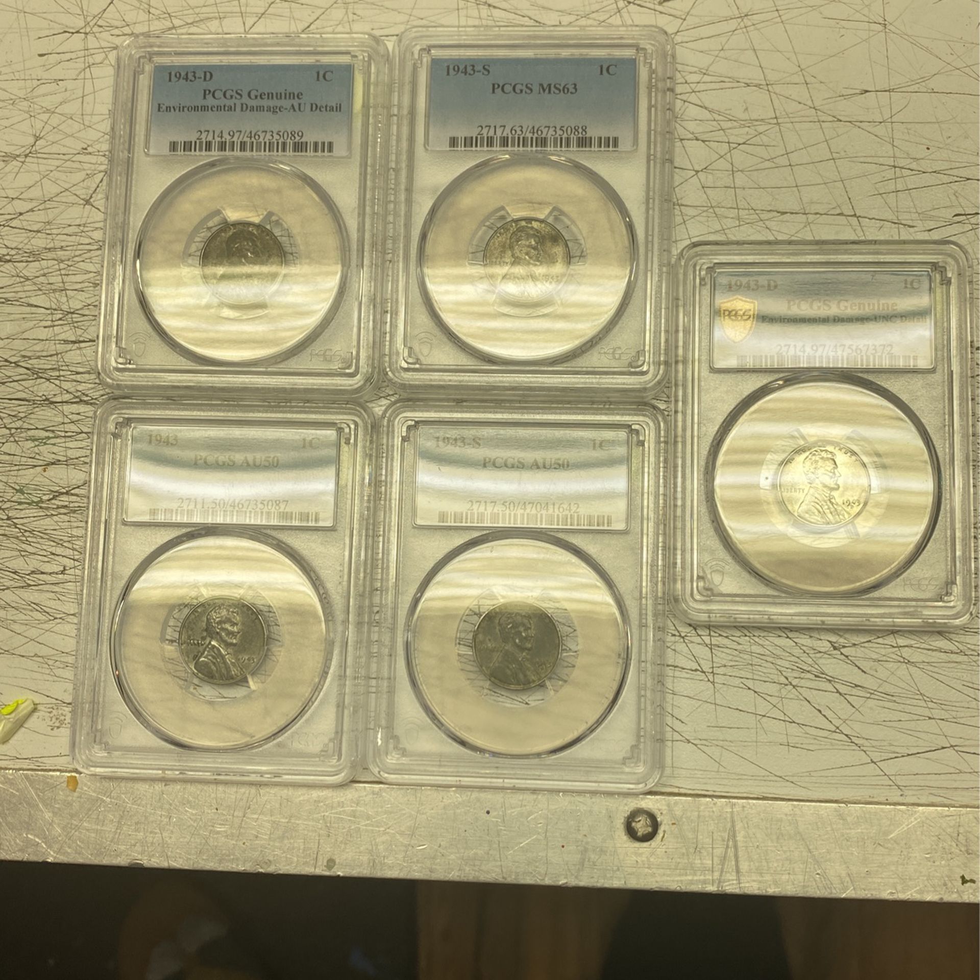 Cinco. Monedas Para Colección.