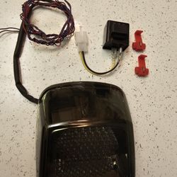 Harley V-ROD Tail Light -Smoke & Red