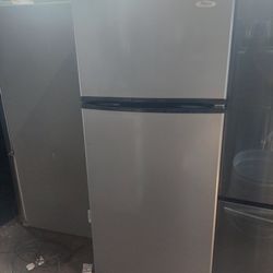 Fridge 28" W