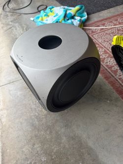 Bang olufsen sub and center channel speakers