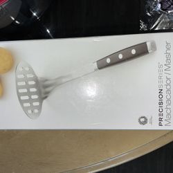 Brand New Precision Series Royale Prestige Masher/Machacador