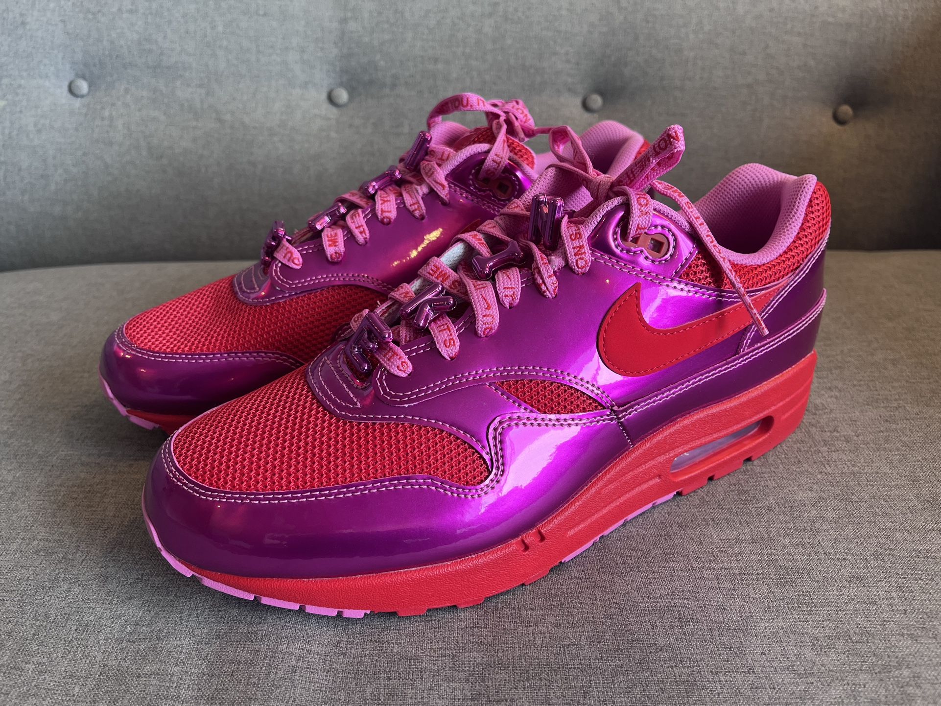 Nike Air Max 1 PRM Running Shoe Valentine's Day Playful Pink HV2301-600 Mens 11.5