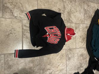 Cropped Chicago Bulls Sweater