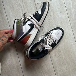 High Top Nike Jordan 1 Size 8.5 Men