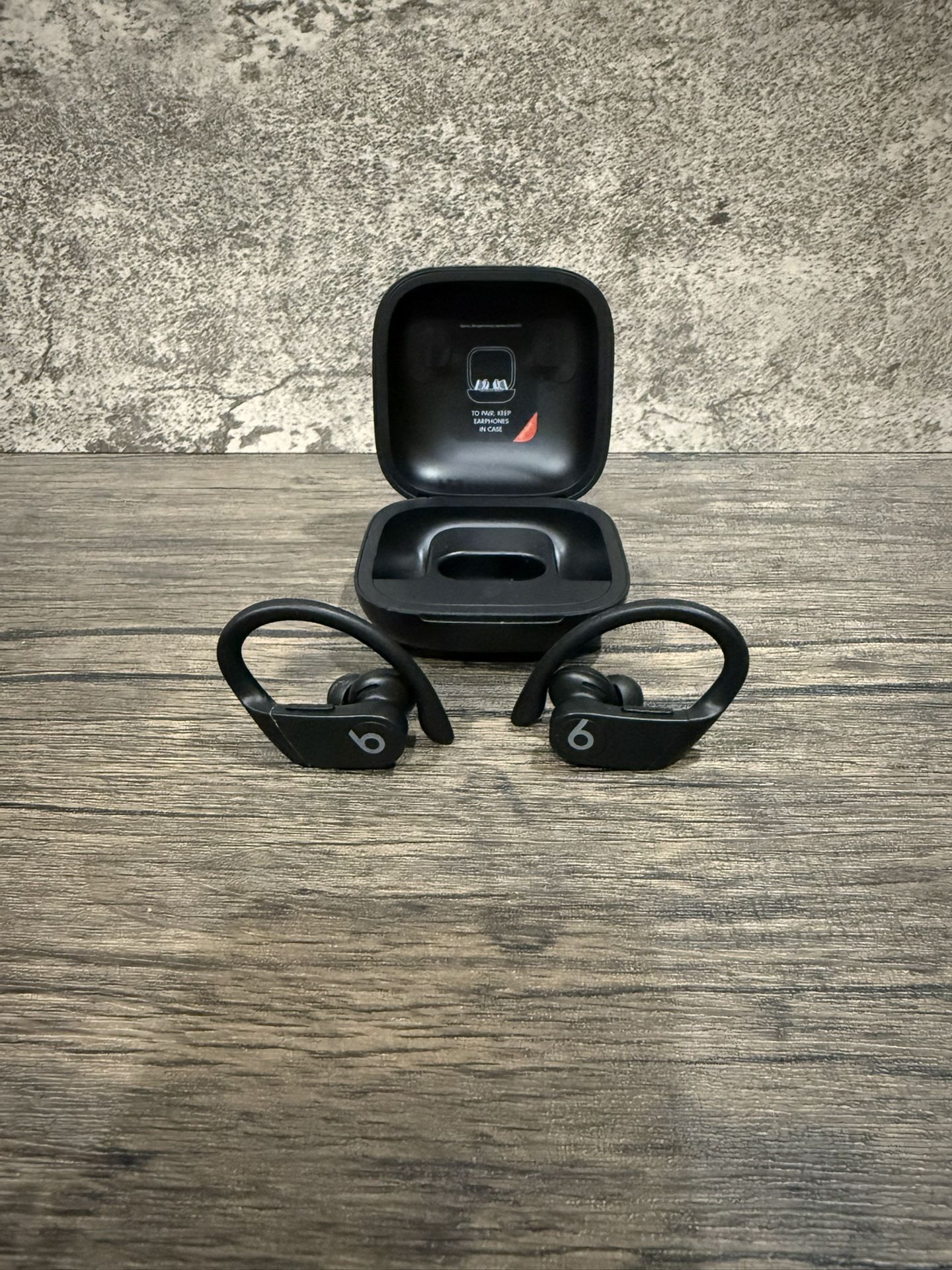Beats Powerbeats Pro In Ear Wireless Headphones Earbuds Black