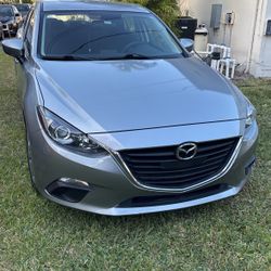 2014 Mazda 3 Hatchback.  