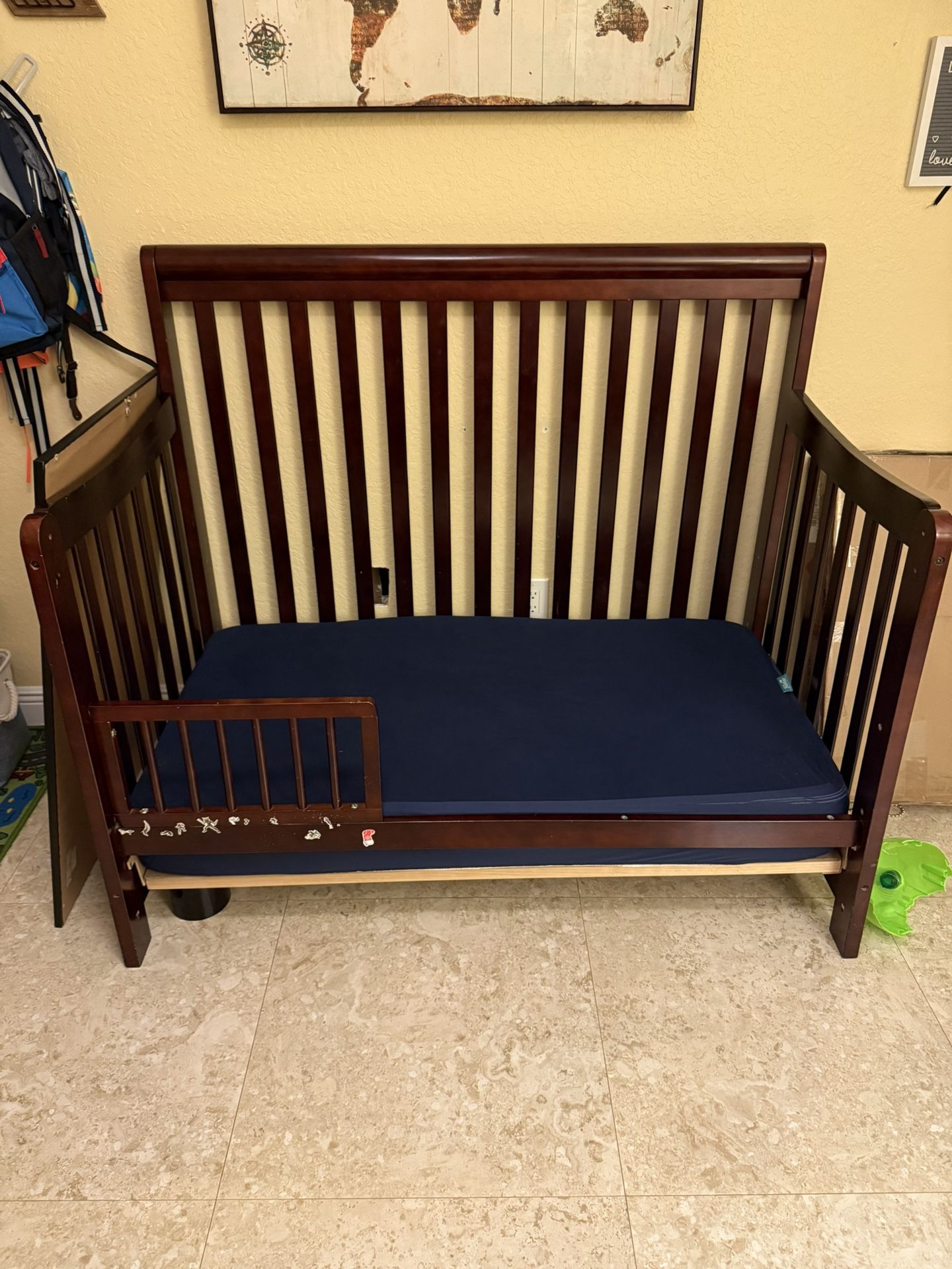 Free Toddler Bed/crib