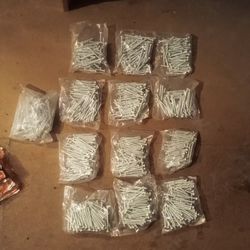 3/16 X 2 3/4 Inch Tapcons Each Bag Contains 100