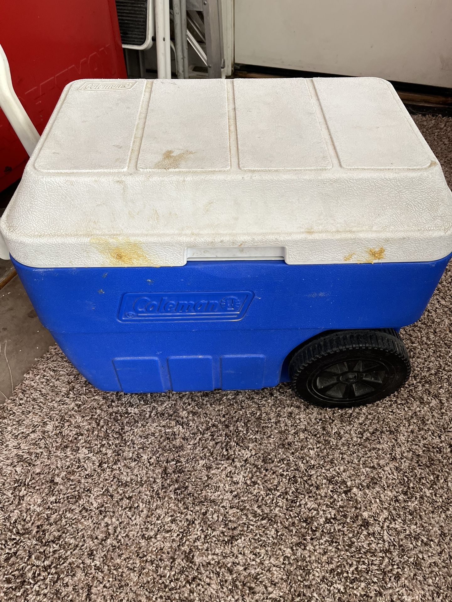 Coleman Cooler On Wheels