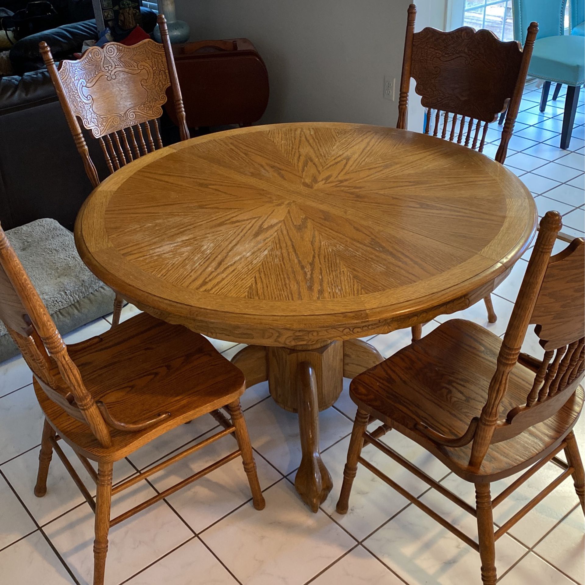 Oak Kitchen Table & 4 Chairs