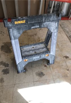 Dewalt stand