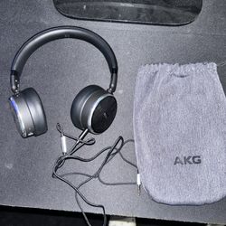 Headphones 