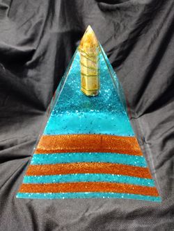 Tigers Eye Orgone Power Pyramid To Attract Wealth