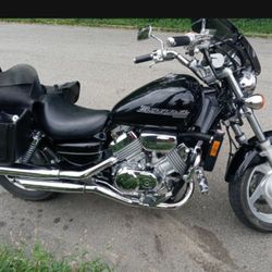 1998 Honda Magna Vf750 13000 Miles