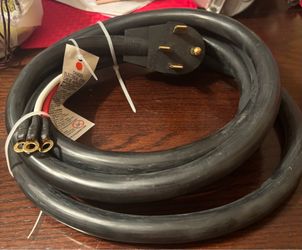 heavy-duty, 4-prong 50-amp power cord