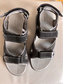 Khombu Women's Black Gray Adjustable Strap River Walk Hiking Sandals