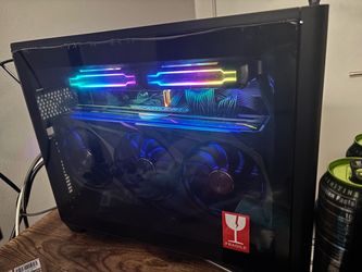 Gaming PC & Keyboard