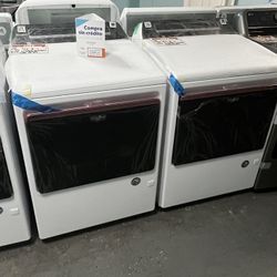 New Scratch&Dent Gas And Electric Dryers