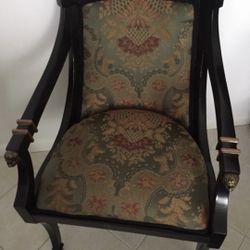 Beautiful  Vintage  Chair 