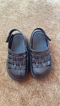 UNISEX MINI MELISSA SIZE 10 IN BLACK COLOR