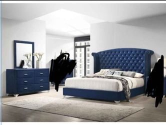 WINGED BACK KING SIZE SUEDE BED FRAME W/BIG DRESSER & MIRROR