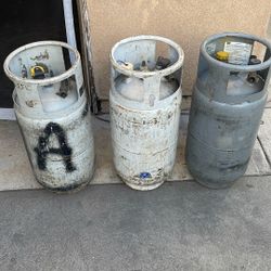 forklifts propane tanks 