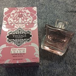 VINTAGE LUXURY & VERSAGE BIGHT CRYSTAL PERFUME........😁😊😍